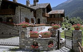 Villamour Boutique Hotel & Spa